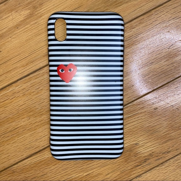 comme des garcons iphone xr